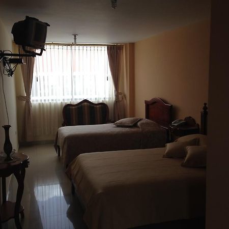 Hostal El Arbolito Cotacachi Exteriör bild