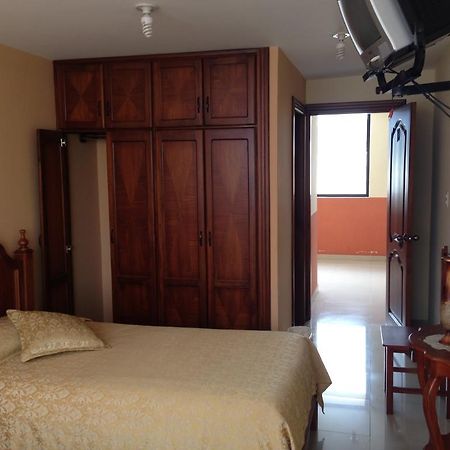Hostal El Arbolito Cotacachi Exteriör bild