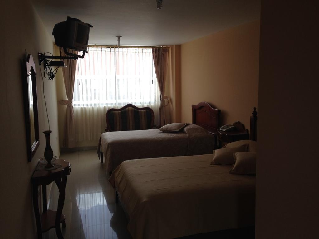Hostal El Arbolito Cotacachi Exteriör bild