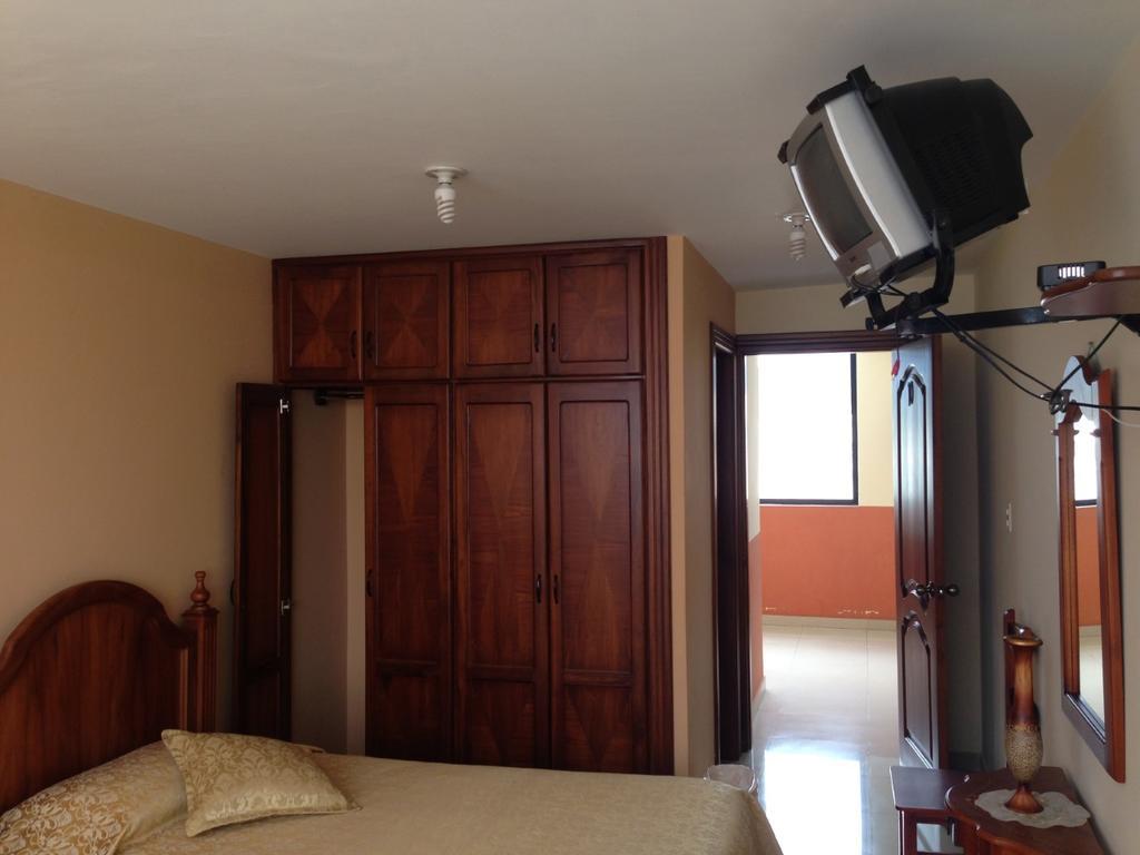 Hostal El Arbolito Cotacachi Exteriör bild